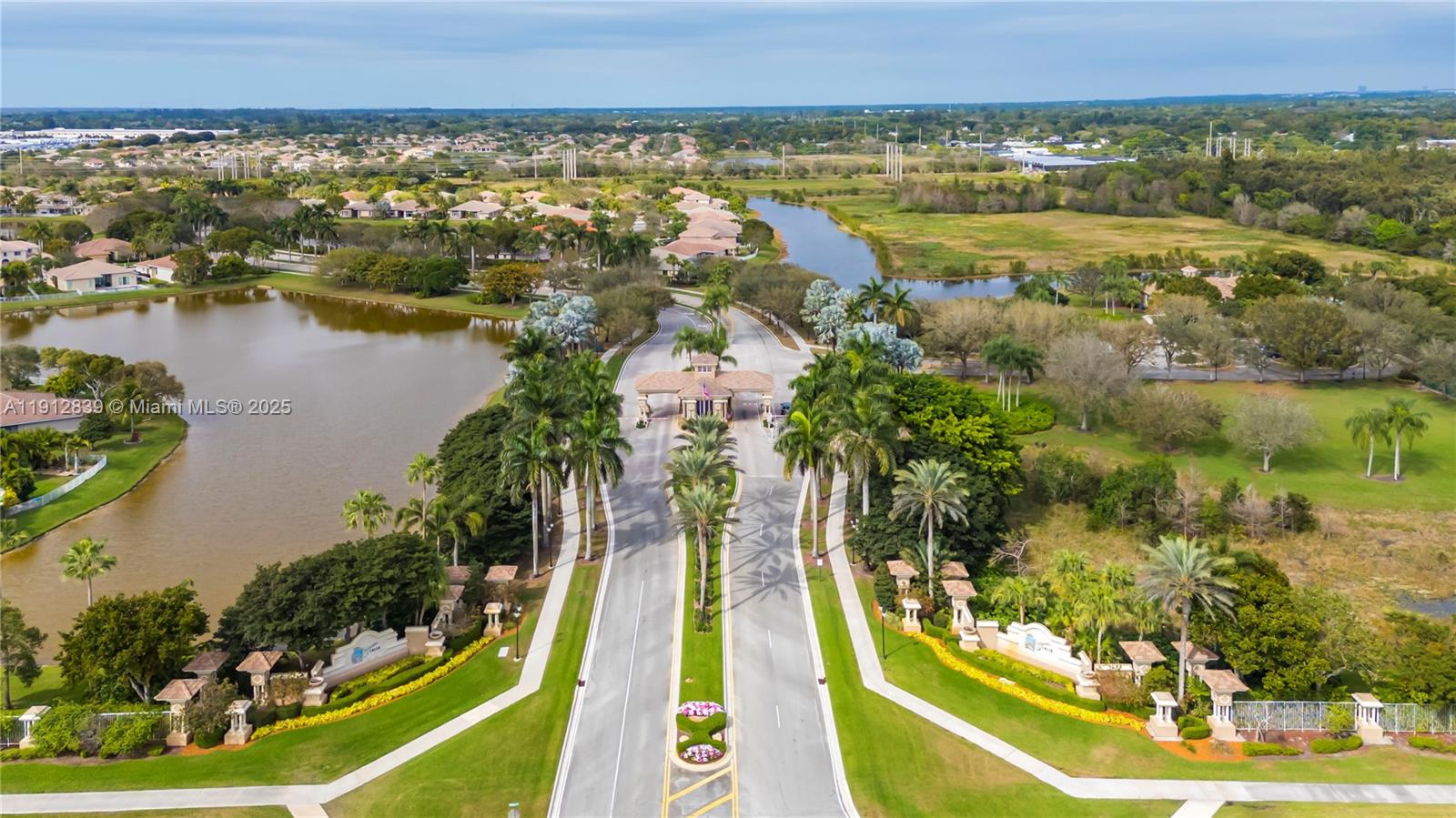 6231 SW 195th Ave Pembroke Pines, FL 33332