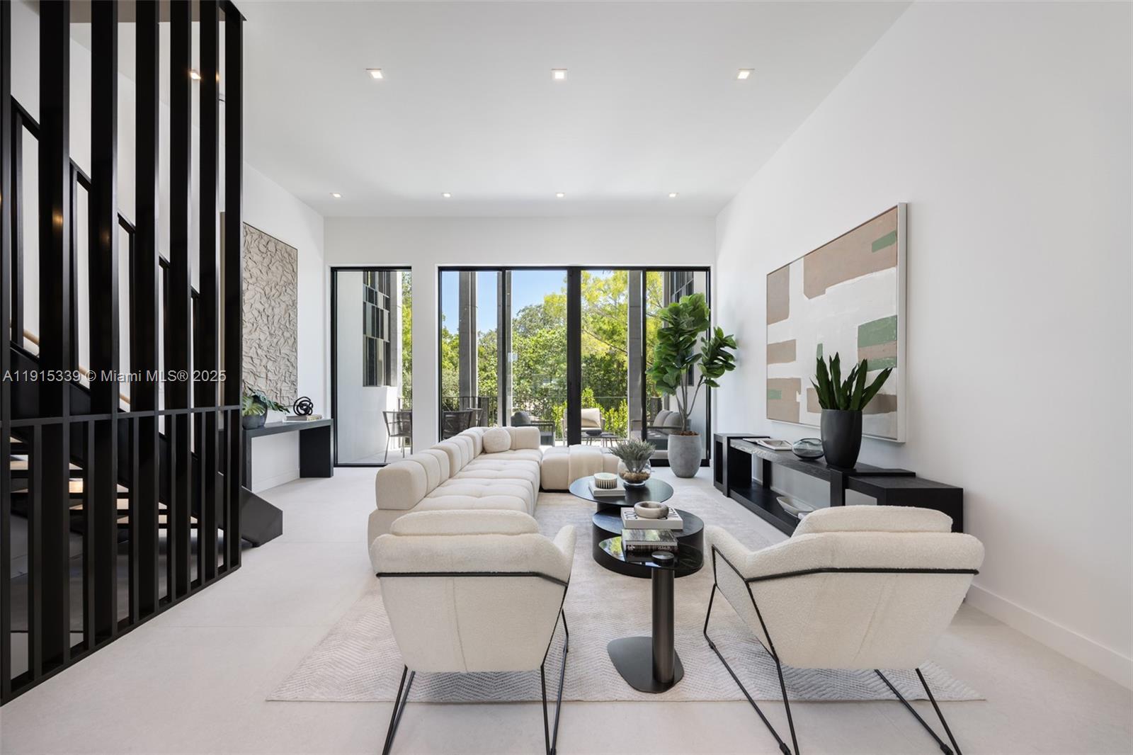 98 SW 28th Rd #1 Miami, FL 33129