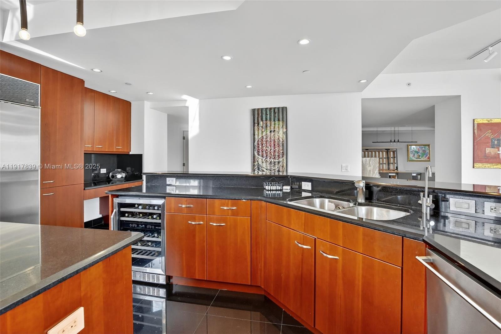 6000 Island Blvd #1208 Aventura, FL 33160