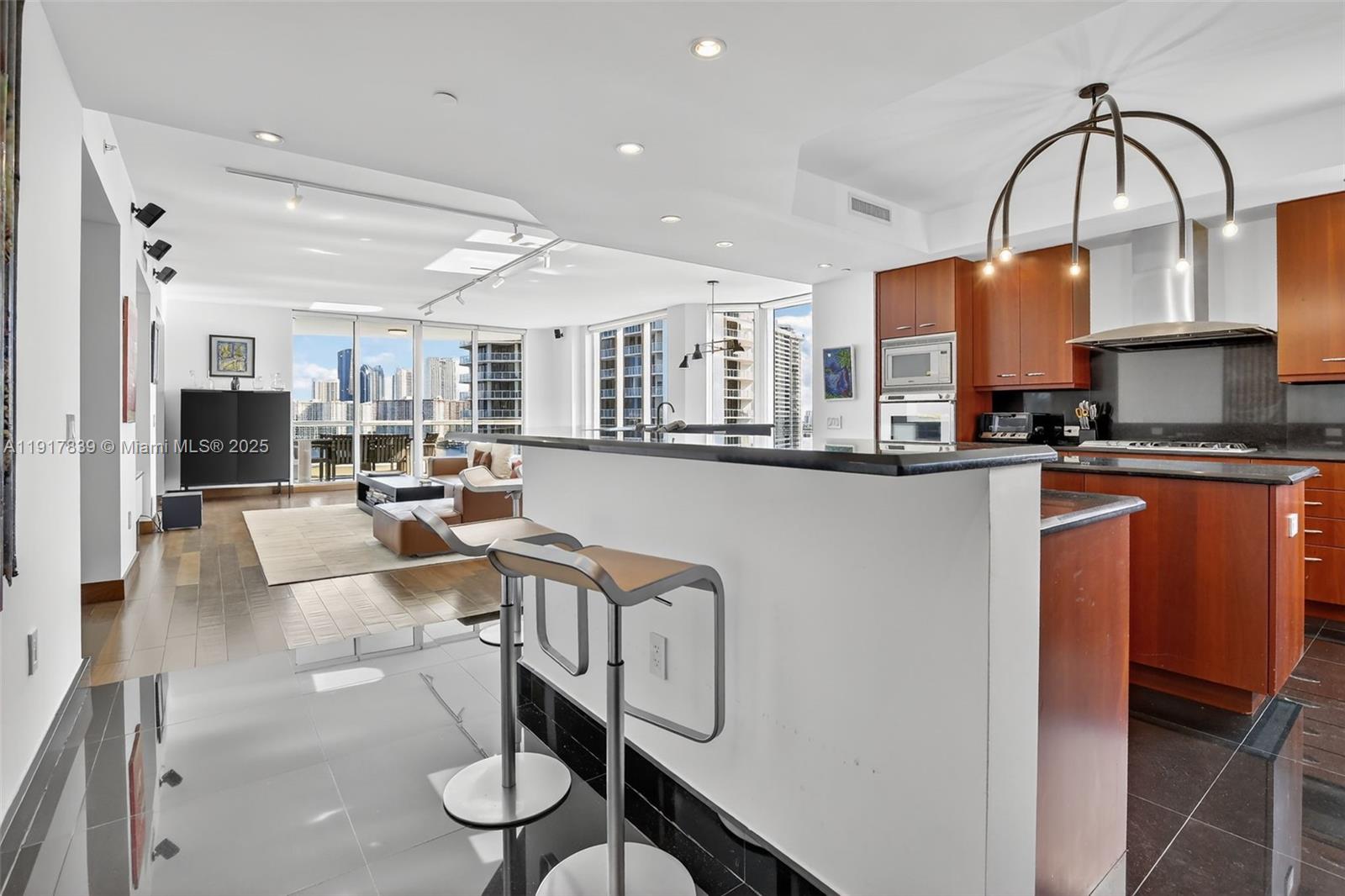 6000 Island Blvd #1208 Aventura, FL 33160