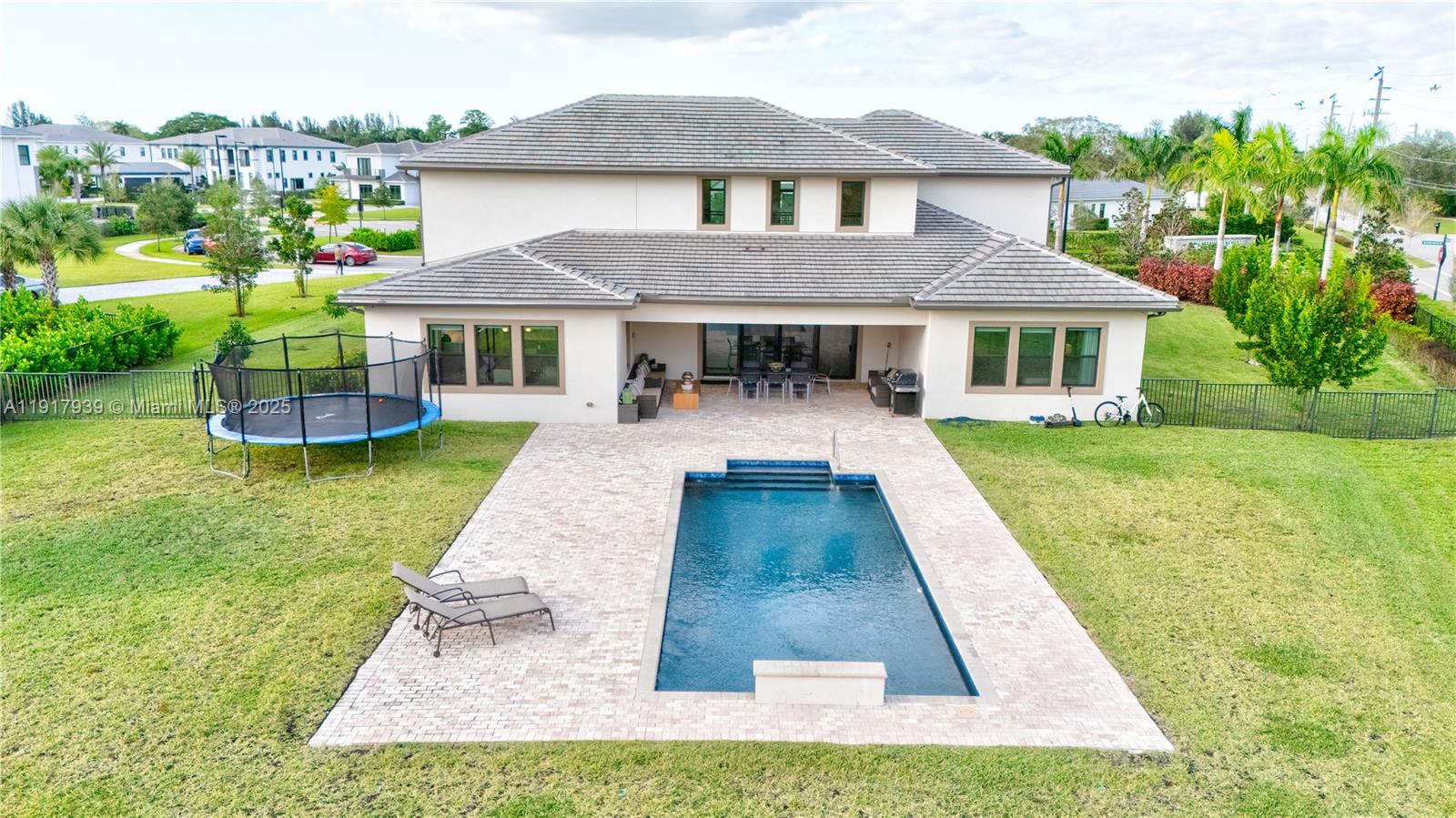 14820 Millstone Rnch Dr Davie, FL 33331