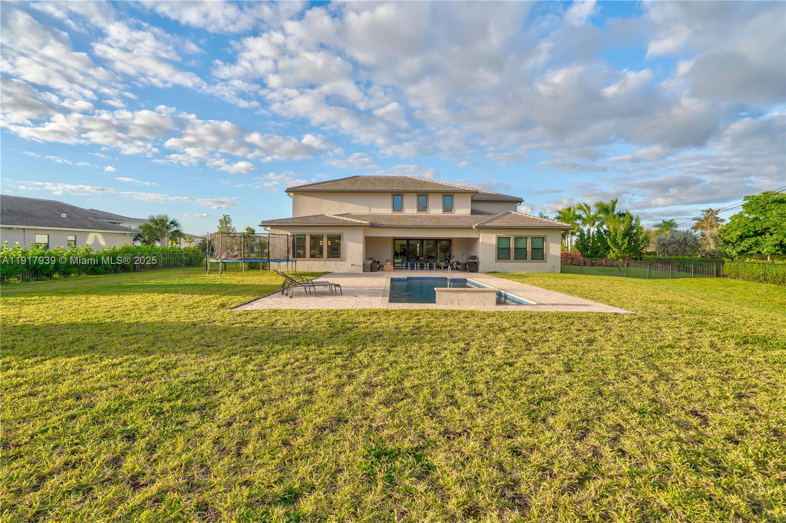 14820 Millstone Rnch Dr Davie, FL 33331