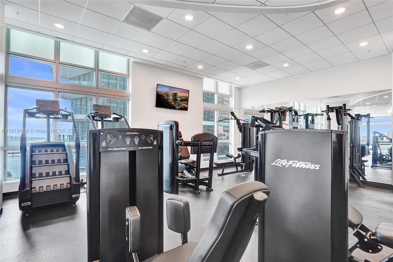 300 S Biscayne Blvd #L-1206 Miami, FL 33131