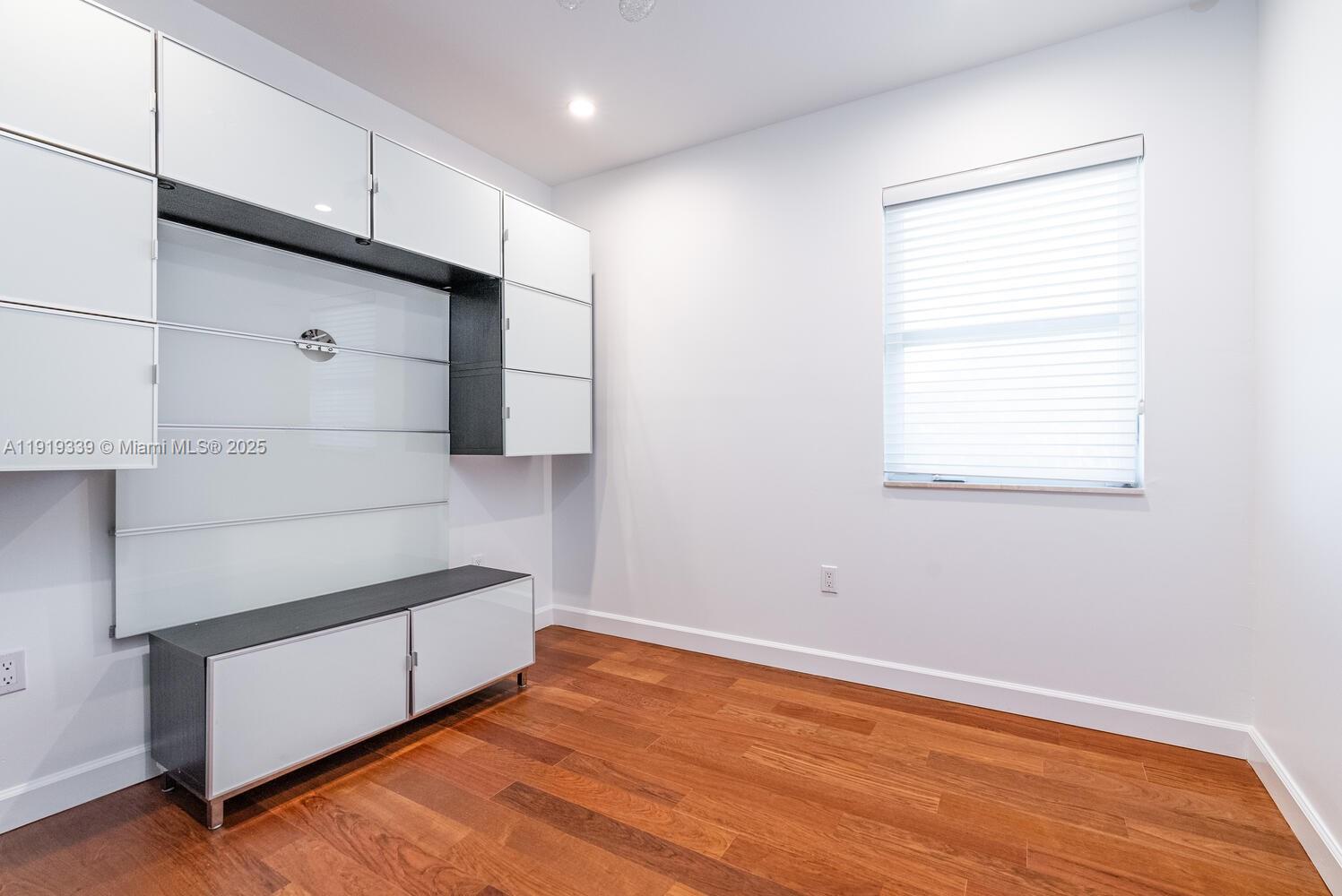 1130 Lugo Ave Coral Gables, FL 33156