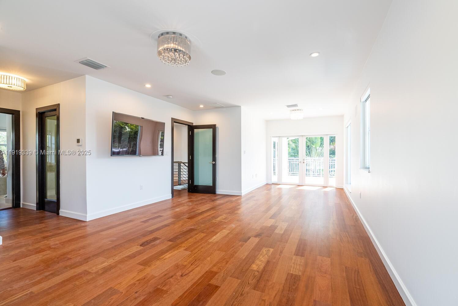 1130 Lugo Ave Coral Gables, FL 33156