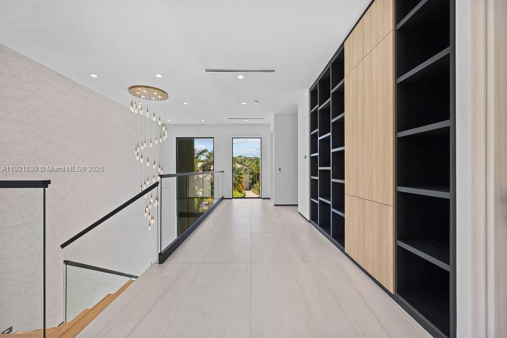 618 NE 17th Way Fort Lauderdale, FL 33304