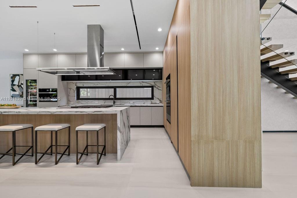 618 NE 17th Way Fort Lauderdale, FL 33304