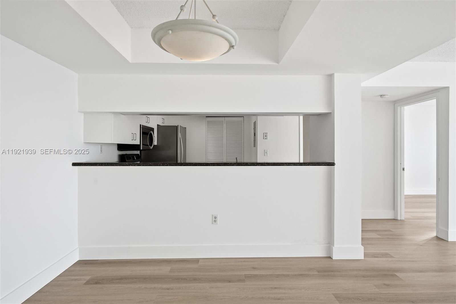 650 West Ave #2209 Miami Beach, FL 33139