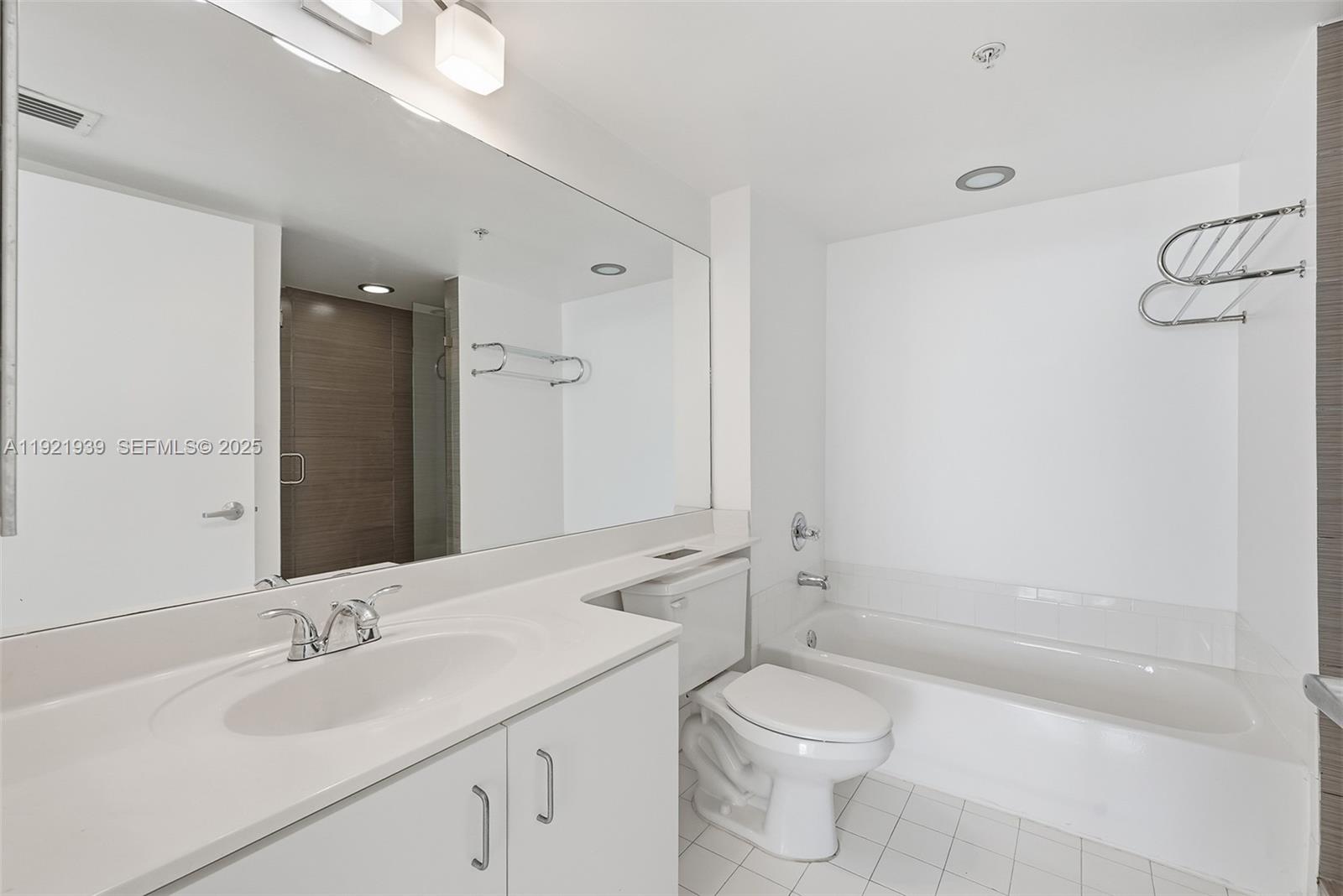 650 West Ave #2209 Miami Beach, FL 33139