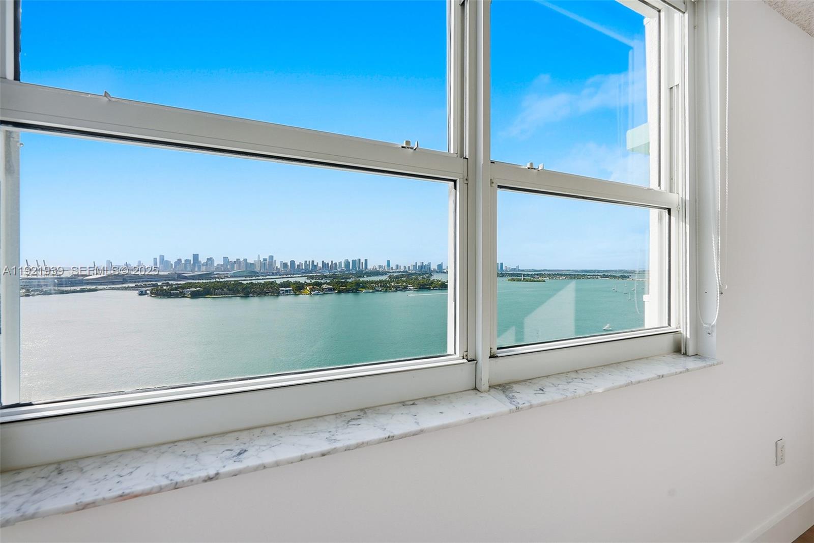 650 West Ave #2209 Miami Beach, FL 33139