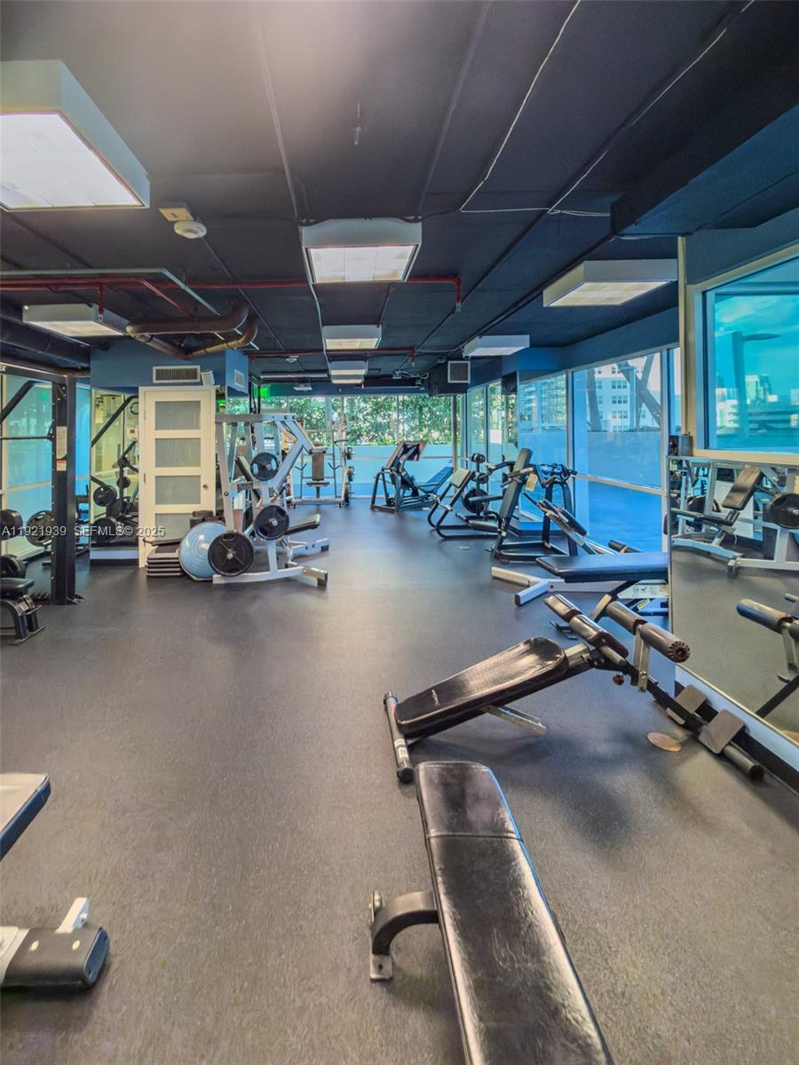 650 West Ave #2209 Miami Beach, FL 33139