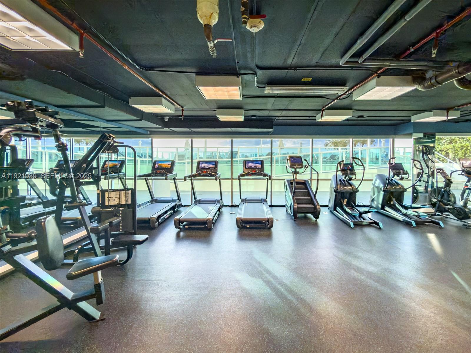 650 West Ave #2209 Miami Beach, FL 33139