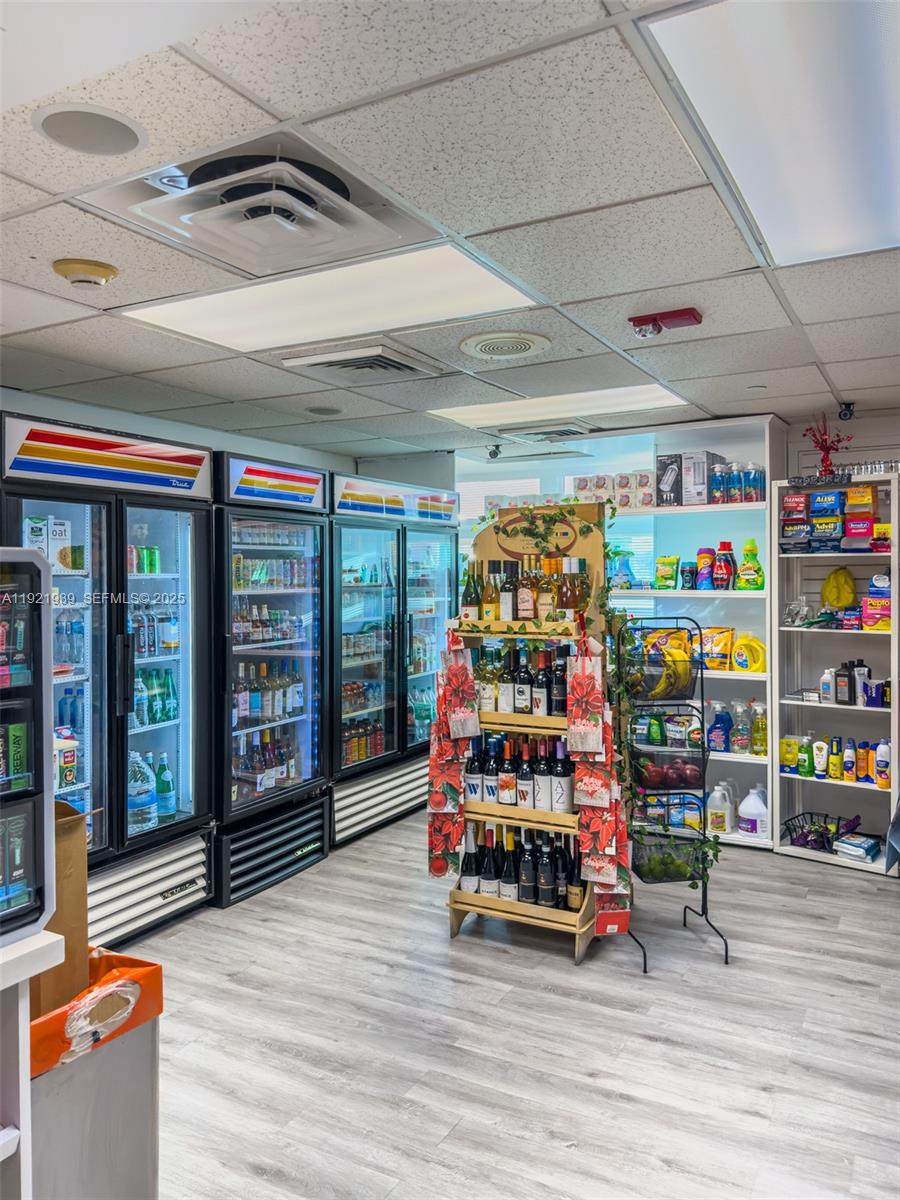 650 West Ave #2209 Miami Beach, FL 33139