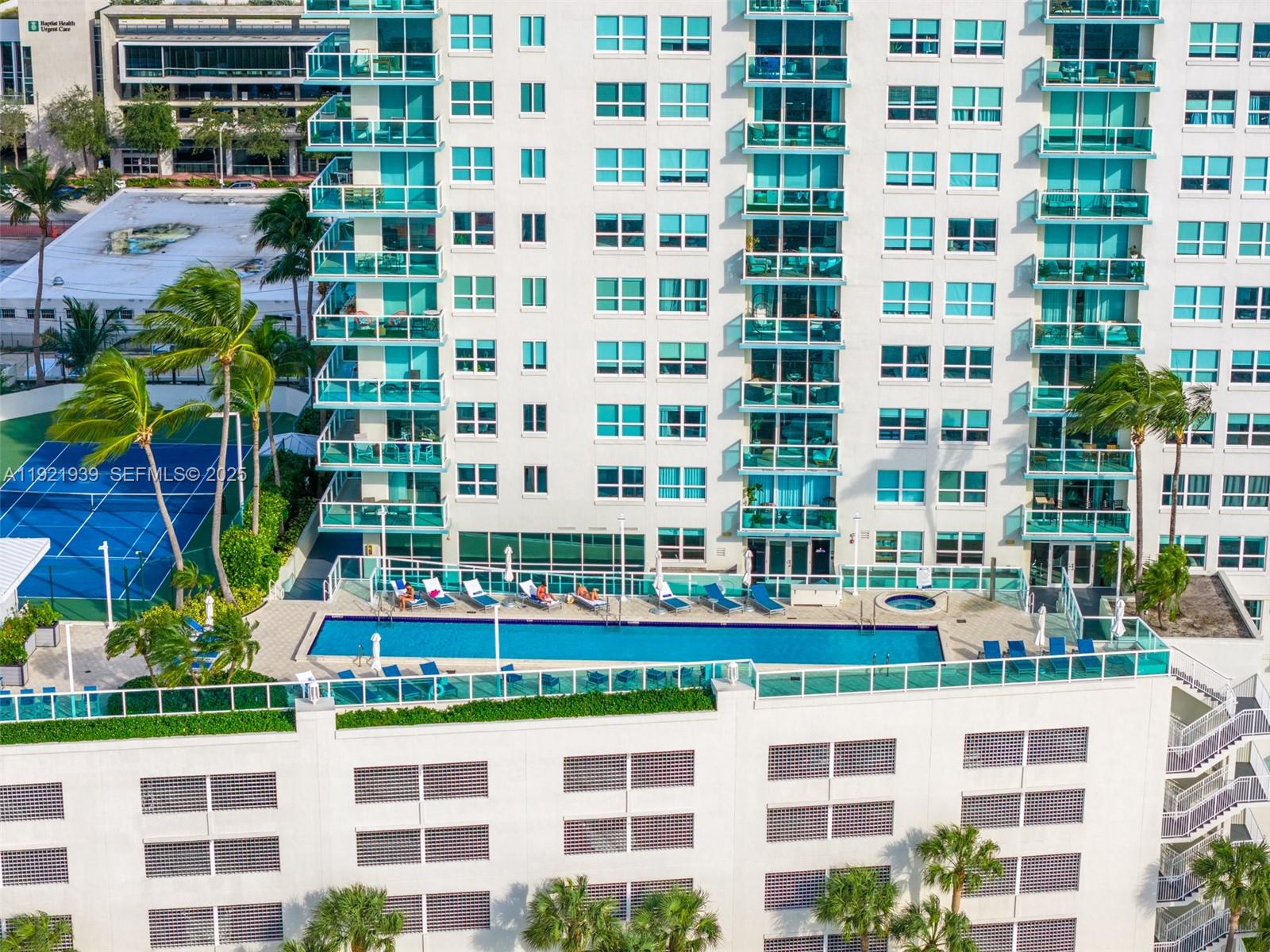 650 West Ave #2209 Miami Beach, FL 33139