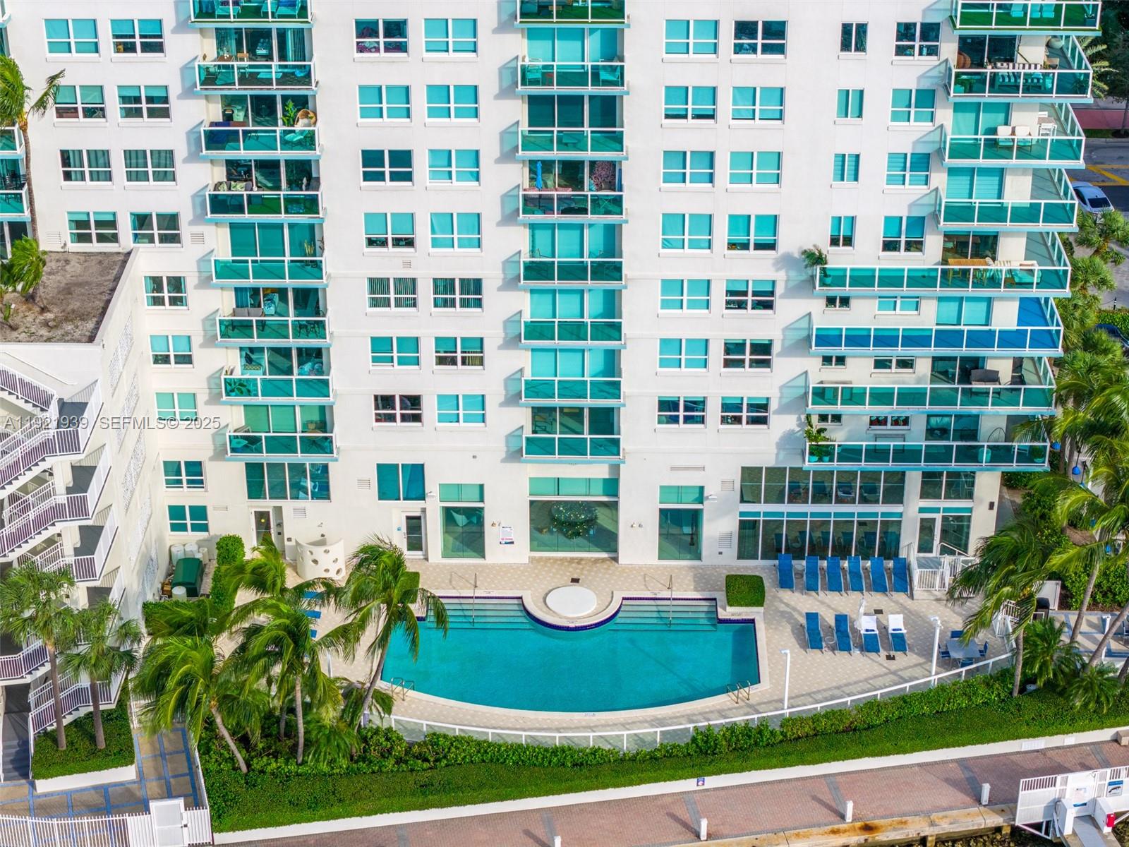 650 West Ave #2209 Miami Beach, FL 33139