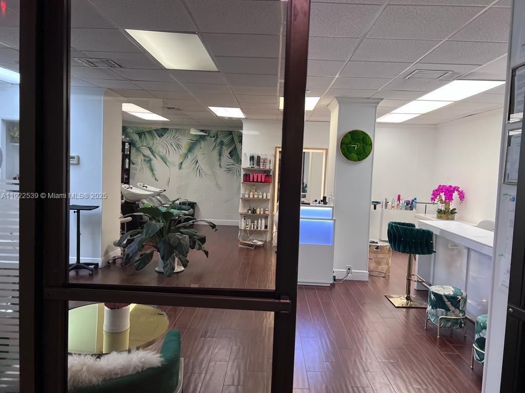 300 Bayview Dr #201 Sunny Isles Beach, FL 33160