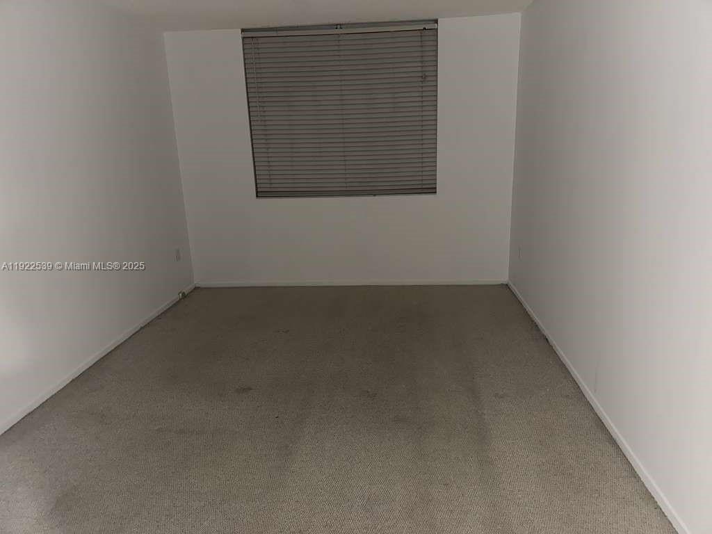 300 Bayview Dr #201 Sunny Isles Beach, FL 33160