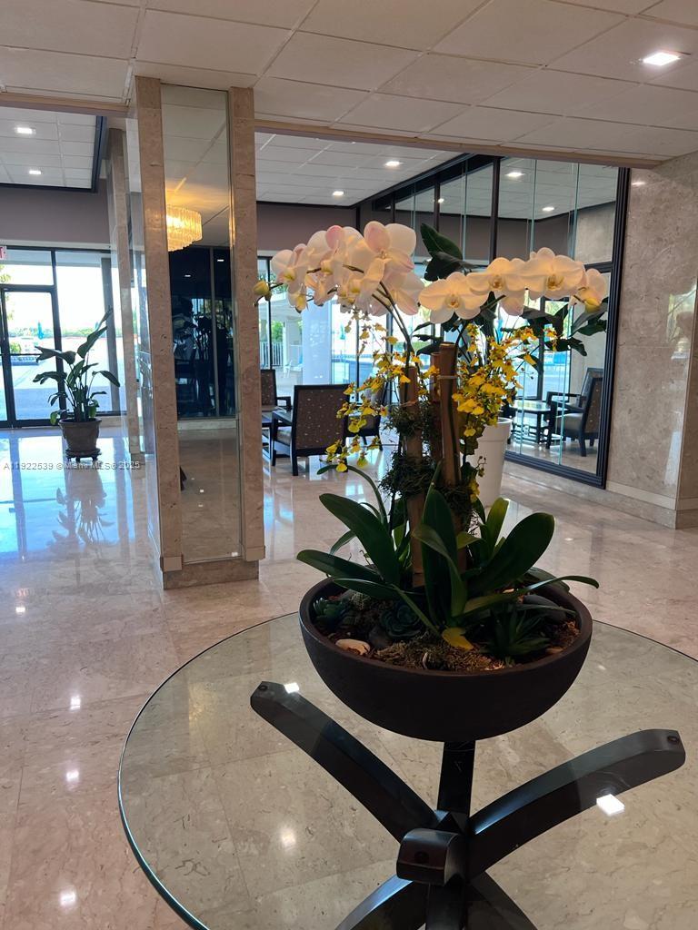 300 Bayview Dr #201 Sunny Isles Beach, FL 33160