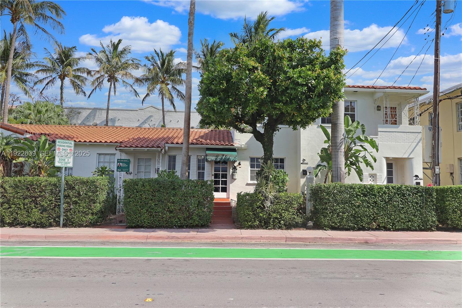 1605 Michigan Ave #929