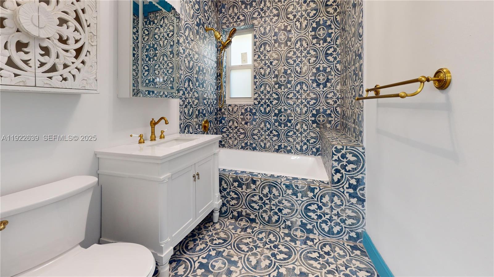 1605 Michigan Ave #929 Miami Beach, FL 33139