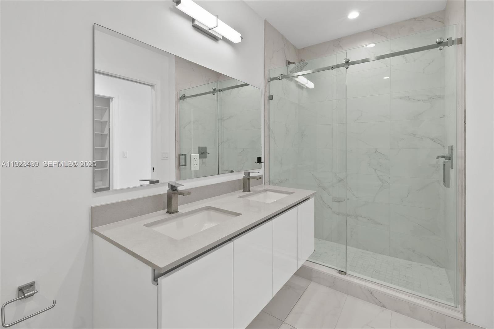 101 Diplomat Pkwy #2402 Hallandale Beach, FL 33009