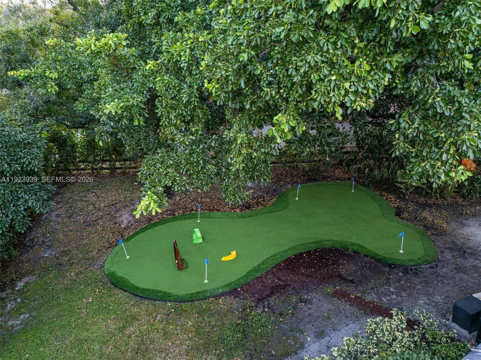 11155 SW 40th St Davie, FL 33328