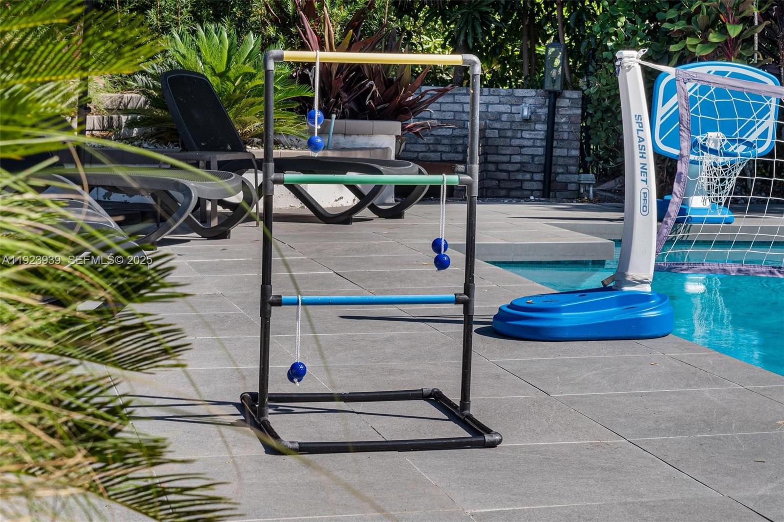 11155 SW 40th St Davie, FL 33328