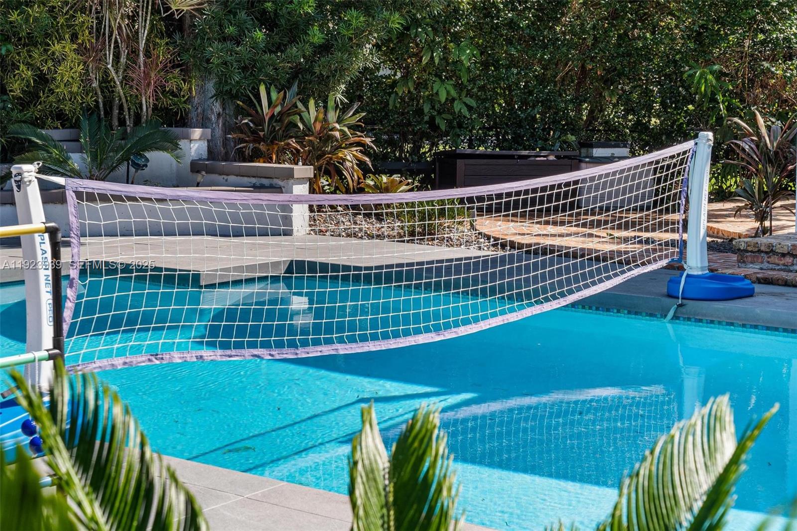 11155 SW 40th St Davie, FL 33328