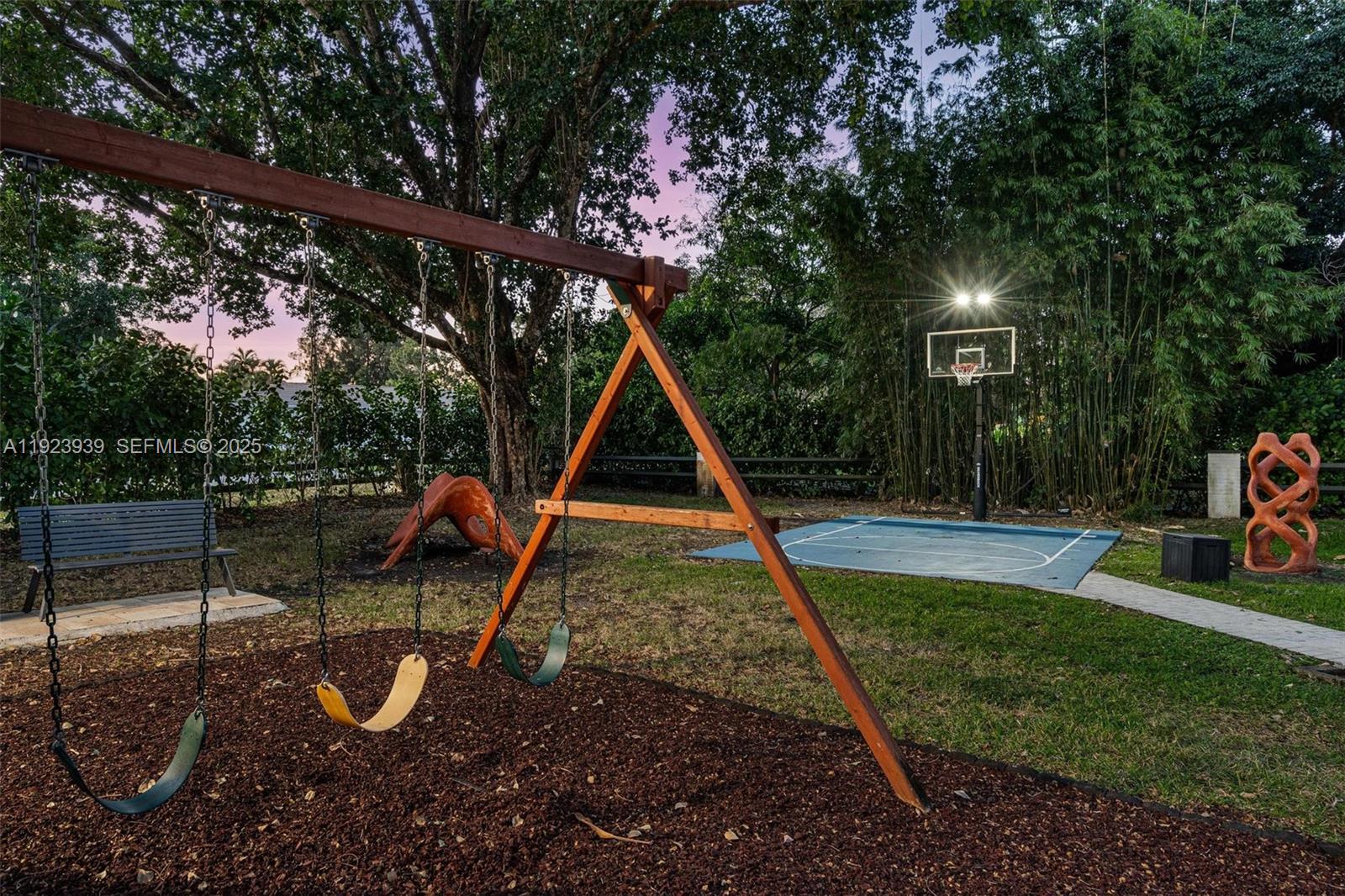 11155 SW 40th St Davie, FL 33328