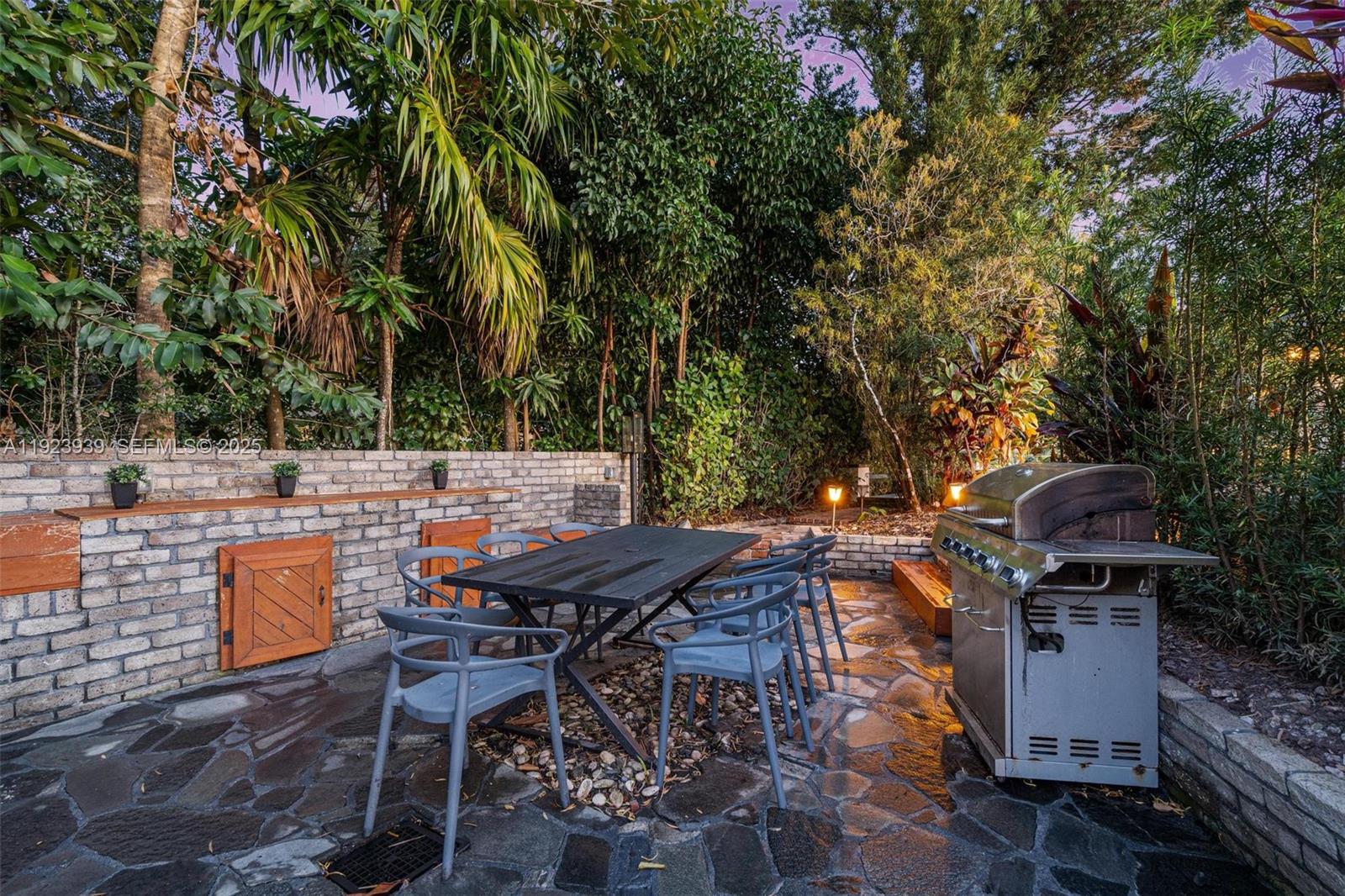 11155 SW 40th St Davie, FL 33328