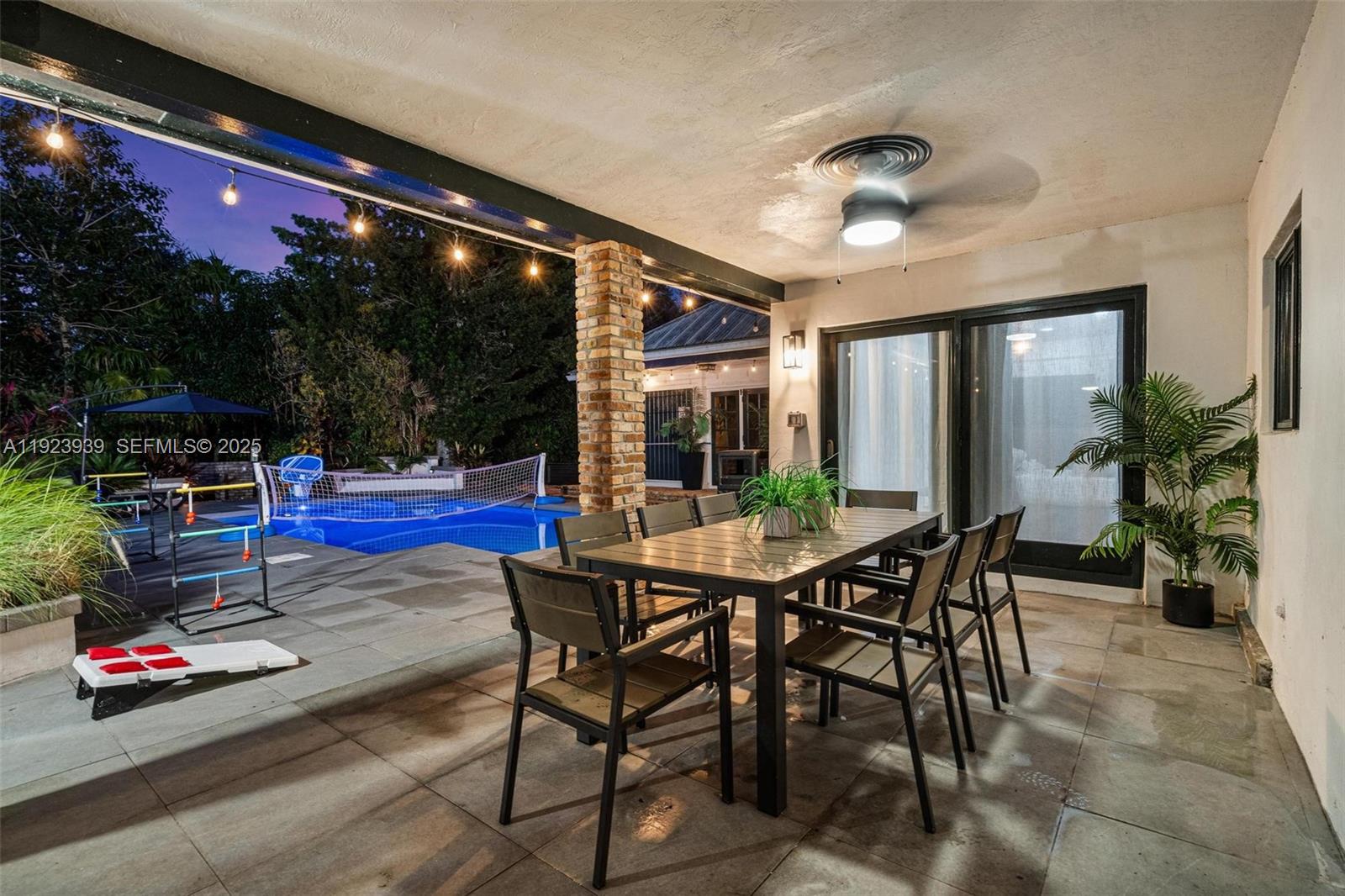 11155 SW 40th St Davie, FL 33328