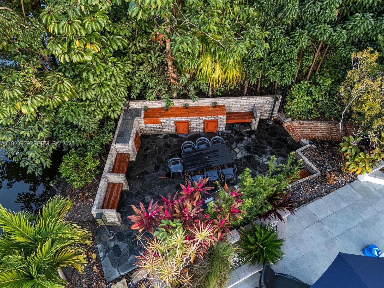 11155 SW 40th St Davie, FL 33328