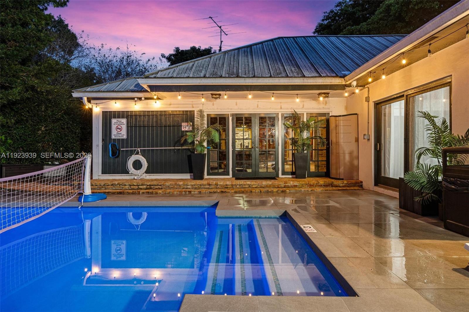 11155 SW 40th St Davie, FL 33328