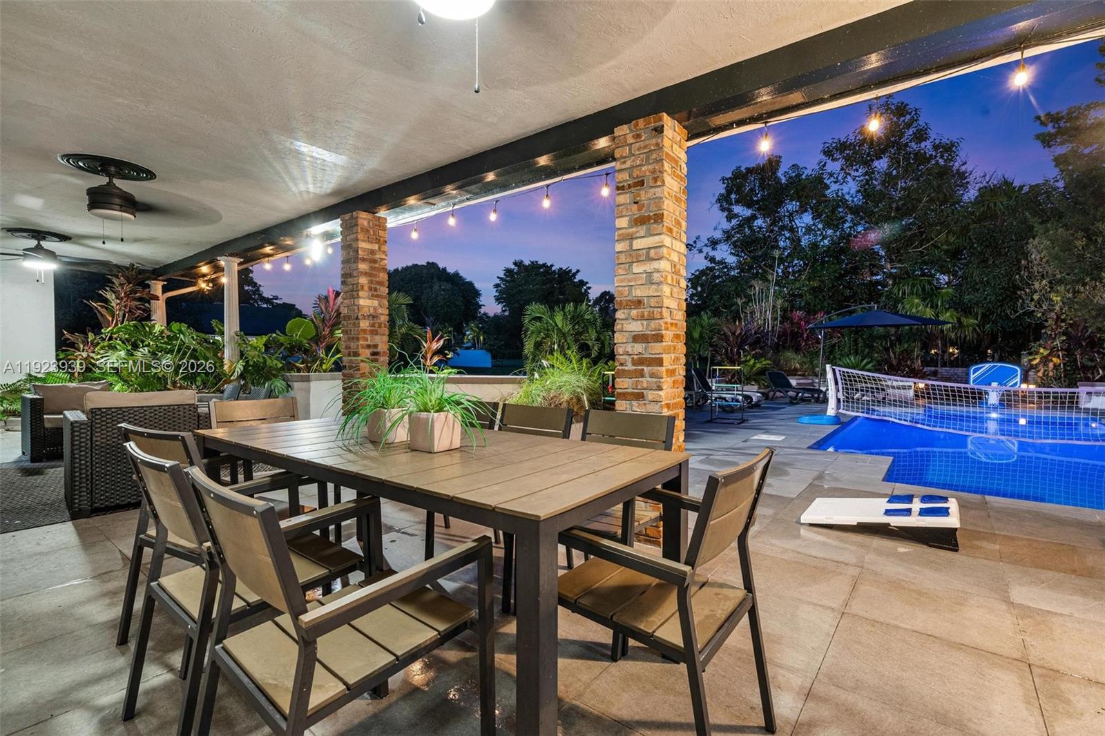 11155 SW 40th St Davie, FL 33328