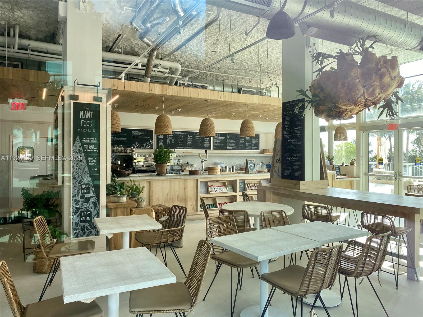 2301 Collins Ave #636 Miami Beach, FL 33139