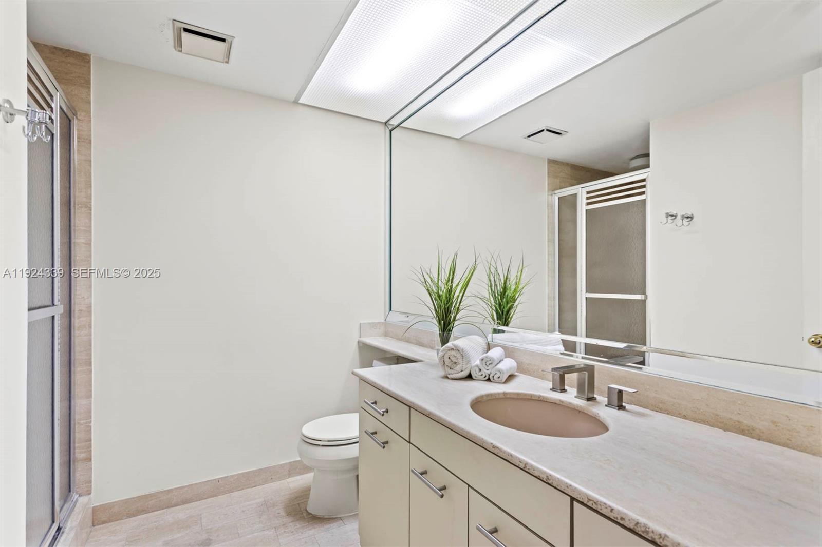 19500 Turnberry Way #26-C Aventura, FL 33180