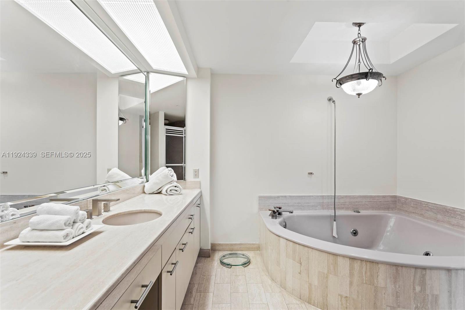 19500 Turnberry Way #26-C Aventura, FL 33180