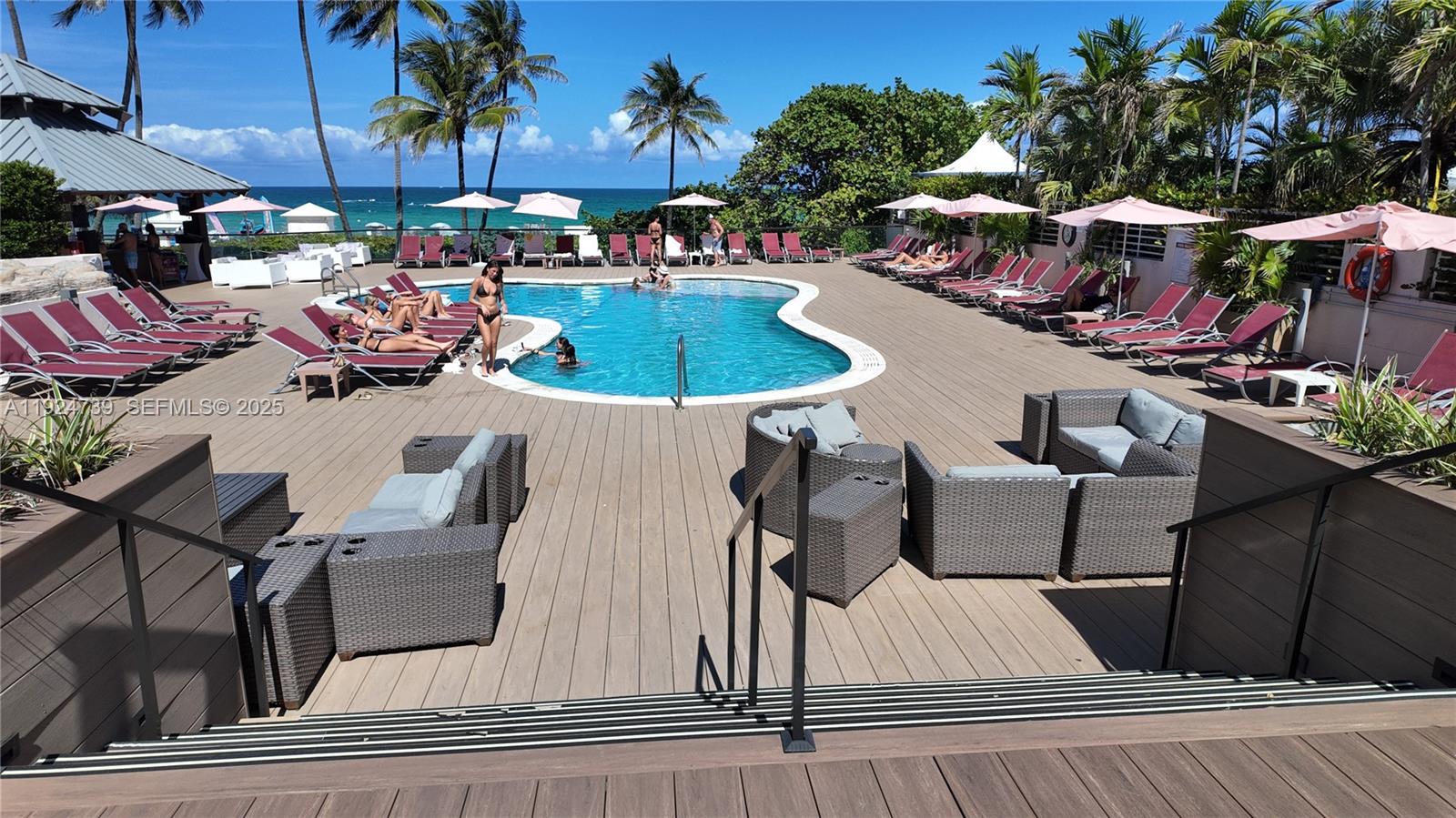 5225 Collins Ave #1204 Miami Beach, FL 33140