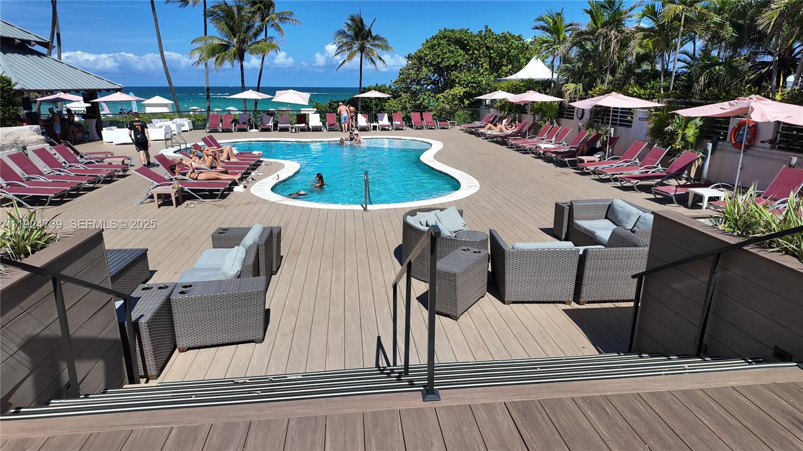 5225 Collins Ave #1204 Miami Beach, FL 33140