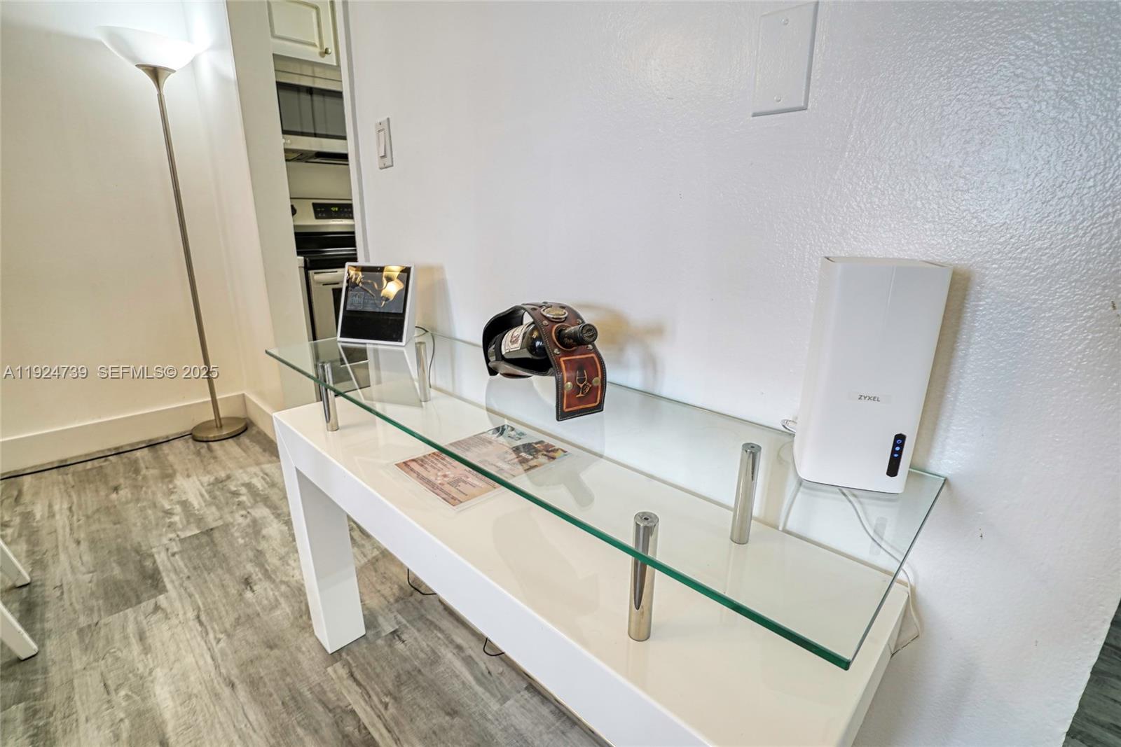 5225 Collins Ave #1204 Miami Beach, FL 33140