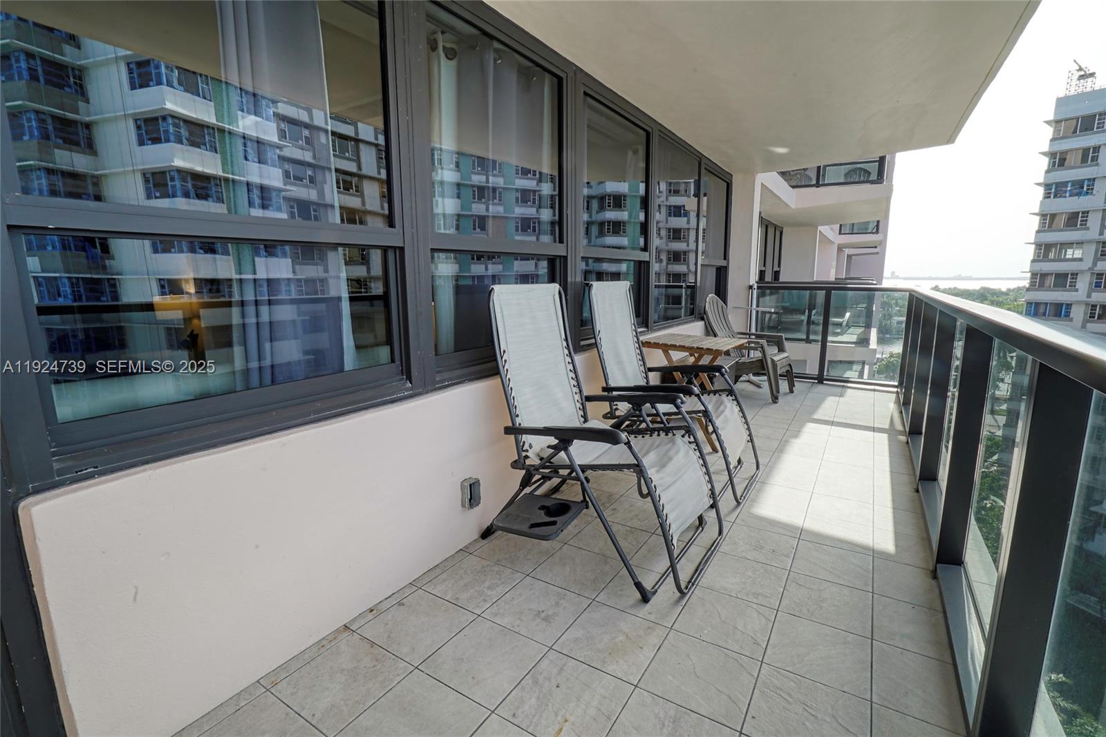 5225 Collins Ave #1204 Miami Beach, FL 33140