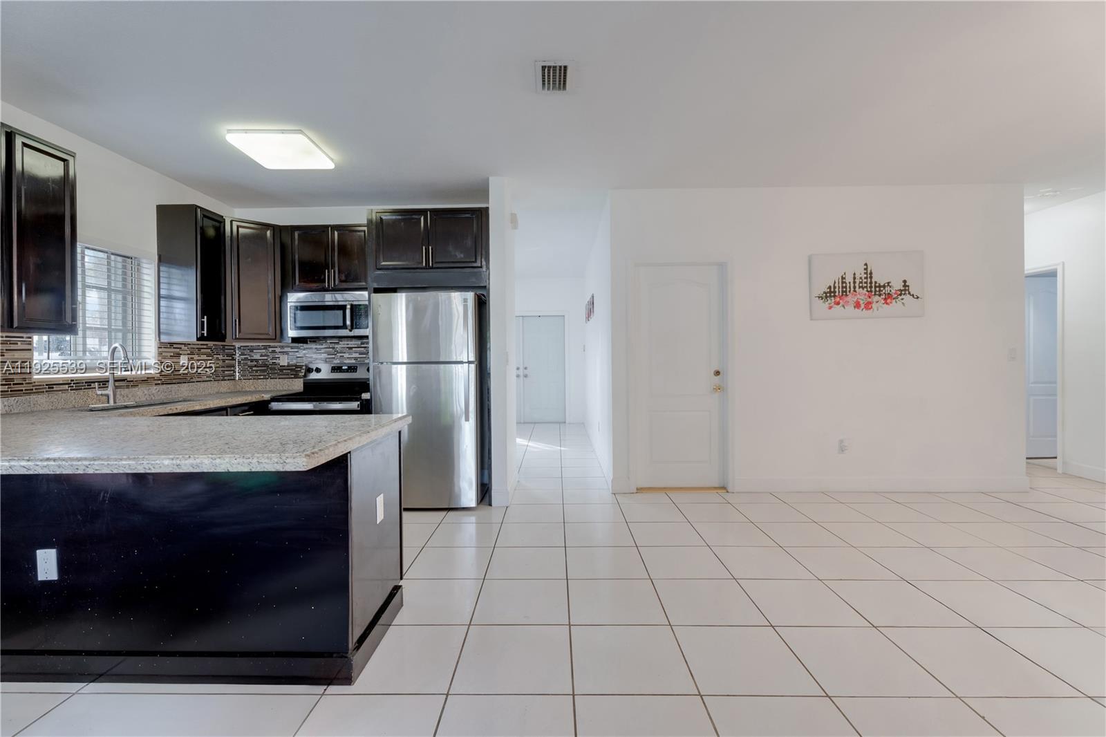 13941 SW 13th St Miami, FL 33184