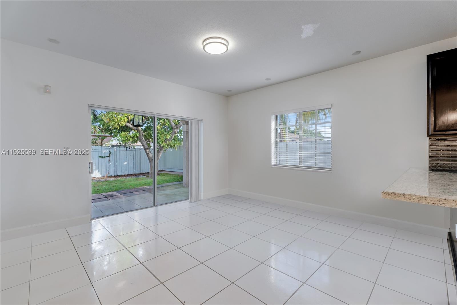 13941 SW 13th St Miami, FL 33184