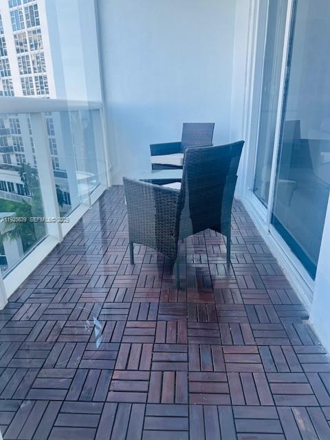 10275 Collins Ave #514 Bal Harbour, FL 33154