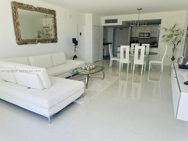 10275 Collins Ave #514 Bal Harbour, FL 33154