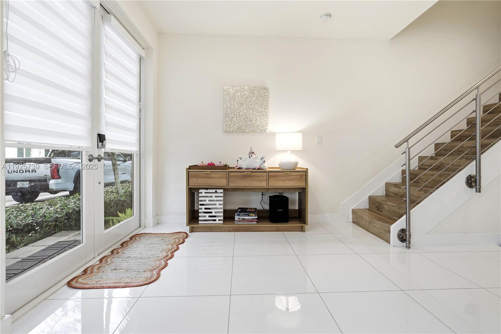 6611 NW 102nd Path Doral, FL 33178