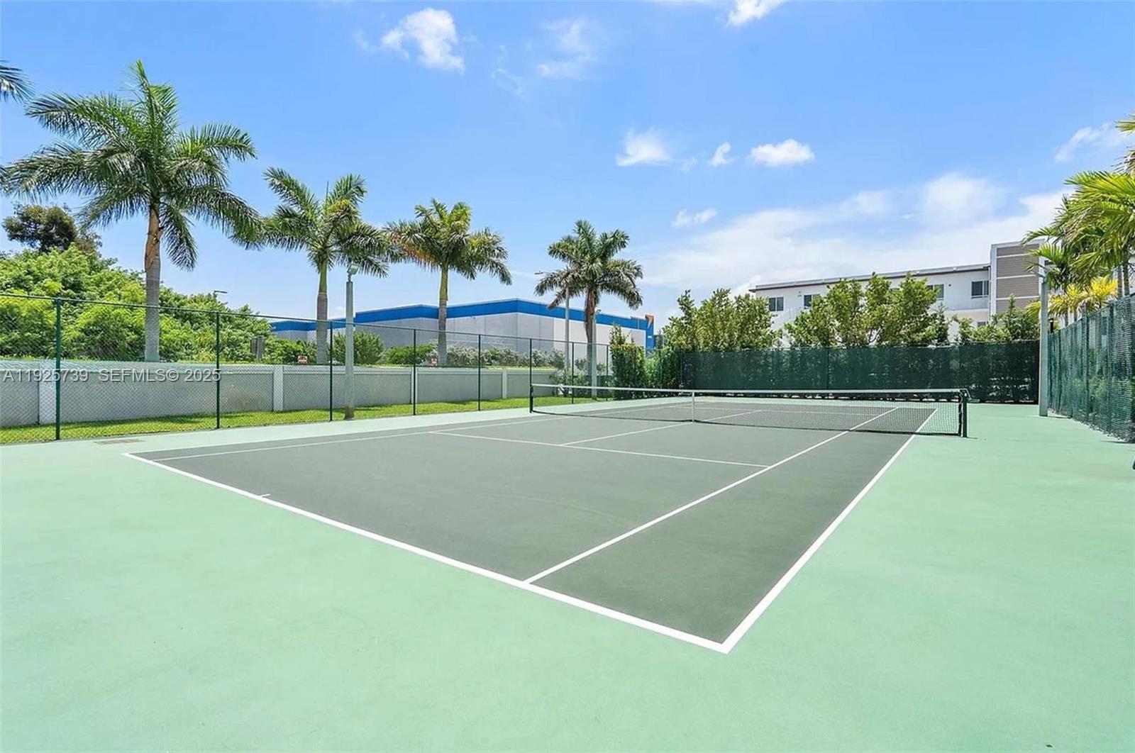 6611 NW 102nd Path Doral, FL 33178