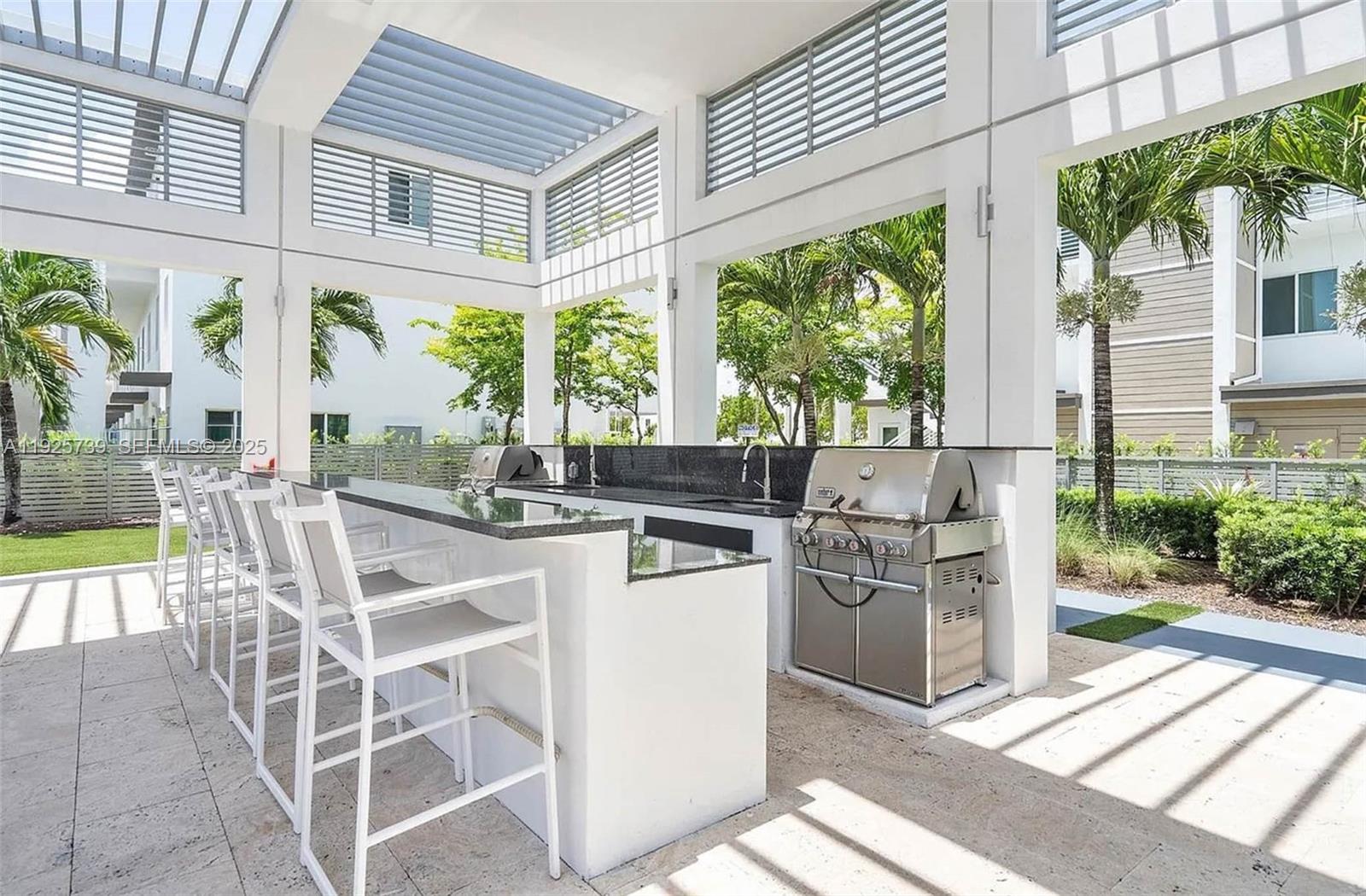 6611 NW 102nd Path Doral, FL 33178