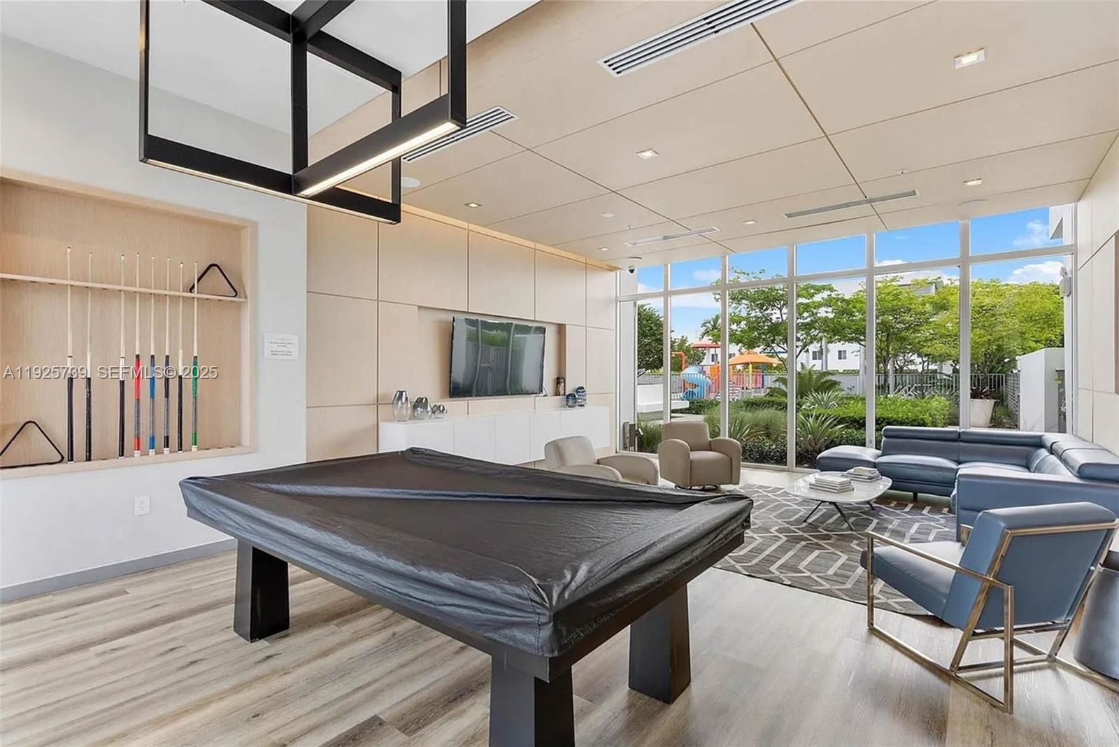 6611 NW 102nd Path Doral, FL 33178