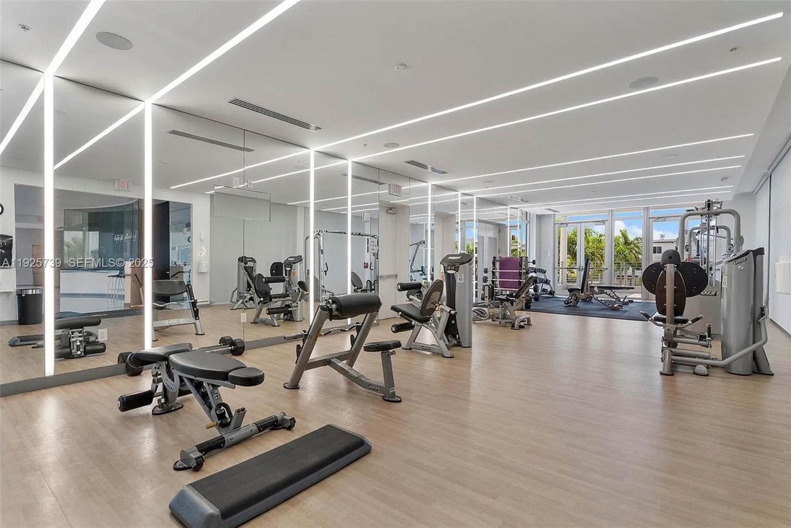 6611 NW 102nd Path Doral, FL 33178